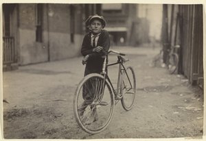 [Ragazzo messaggero per la Mackay Telegraph Company, Waco, Texas]. da Lewis W. Hine