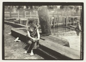 Giù al molo, New York da Lewis Wickes Hine