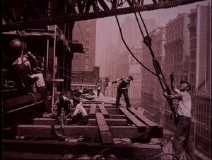 Empire State Building in costruzione, mostrando una squadra di sollevamento al lavoro da Lewis Wickes Hine
