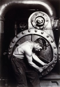 Meccanico della centrale elettrica, c.1924 da Lewis Wickes Hine
