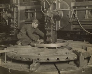 Operaio alla rettifica da Lewis Wickes Hine