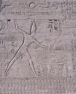 Incisioni sul muro di un tempio, Medinet Habu, Luxor, Egitto da Unbekannt Unbekannt