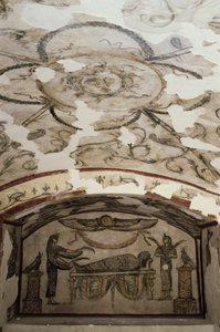 Catacombe di Kom-esh-Shuqafa, Interno dell