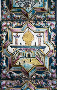 Vista della moschea, decorazioni in piastrelle policrome a Tekyeh Mo