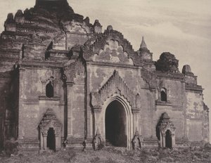 Pugahm Myo: Facciata est della pagoda Damayangyee da Linnaeus Tripe