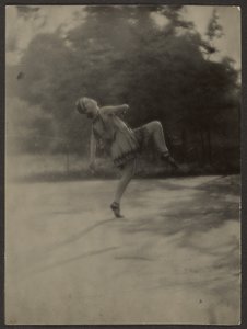 [Ballerina] da Louis Fleckenstein