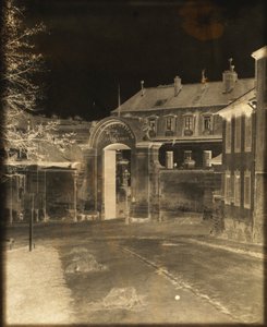 Porta della fabbrica di Sèvres, c. 1852 da Louis Rémy Robert