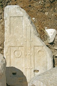 Porta scolpita, Xanthos, Turchia
