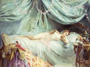 Nudo reclinato in un interno elegante