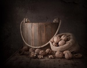Natura morta con noci rustiche da Margareth Perfoncio