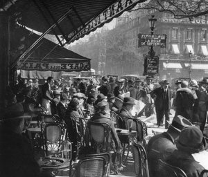 Café de la Paix, Parigi, 1937 da Martin Hurlimann