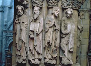 (dettaglio) del Portico de la Gloria che raffigura gli apostoli da Master Mateo