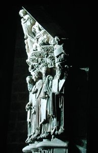 Dettaglio del Portico de la Gloria con i profeti dell