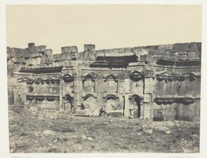 Baalbeck, Interno del recinto dei Templi del Sole e di Giove; Siria da Maxime Du Camp