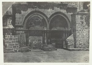 Gerusalemme, Arcate Inferiori della Chiesa del Santo Sepolcro, Palestina, 1849-51, stampato 1852 da Maxime Du Camp