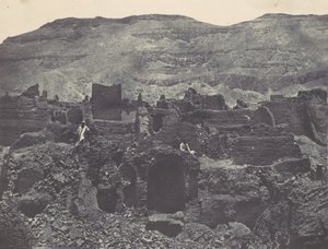 Tebe. Médinet-Habou. Rovine della città di Papa, 1850 da Maxime Du Camp