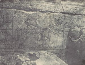 Tebe. Palazzo di Karnak. Sculture esterne del Santuario di granito, 1850
