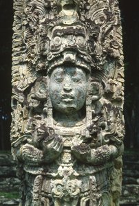 Stela H di Copan
