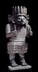 Civiltà precolombiana: statua maya che rappresenta il dio delle fanciulle. Parigi, Museo dell