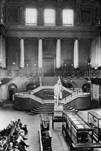 Sala centrale, Stazione di Euston, Londra