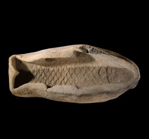 Mesopotamia: stampo in terracotta a forma di pesce