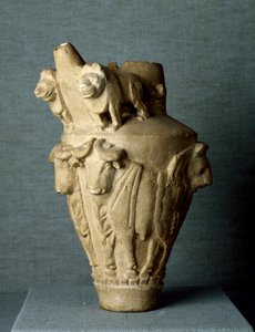 Arte mesopotamica: vaso rituale in calcare con tori e leoni. Alt. 30,2 cm Dal sito di Uruk (o Uruk), Iraq. Baghdad, Museo Archeologico da Mesopotamian Mesopotamian