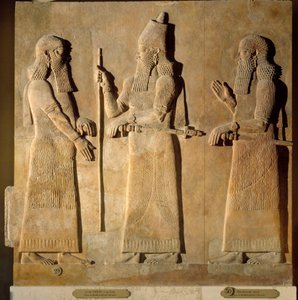 Antichità orientali: dettaglio di un rilievo in alabastro che rappresenta Sargon II che dà ordini a un alto funzionario, dal Palazzo di Sargon II o Sharroukin, re di Assiria a Khorsabad (Mesopotamia), Iraq. 722-705 a.C. Parigi, Museo del Louvre da Mesopotamian Mesopotamian