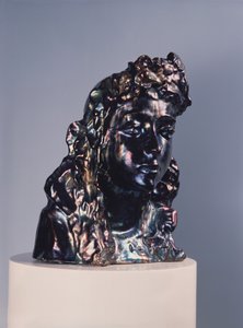Testa di ragazza con una ghirlanda, primi anni 1890 da Mikhail Aleksandrovich Vrubel