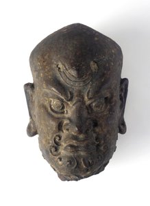 Testa di una divinità da Ming Dynasty Chinese School