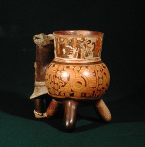 Vaso a treppiede da Mixtec Puebla Mixtec Puebla