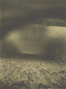 Interno di Le Géant che si gonfia da Nadar