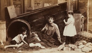 Gruppi di personaggi: guai in casa da Napoleon Sarony