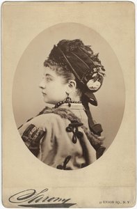 Ritratto di Pauline Lucca da Napoleon Sarony