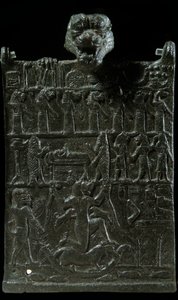 Mesopotamia: placca di bronzo di congiura contro la divinità demoniaca Lamashtu. Rappresentazione di una scena di esorcismo. Periodo neo-assiro (ca. 1000-612 a.C.). 750 a.C. Parigi, Museo del Louvre da Neo Assyrian Neo Assyrian