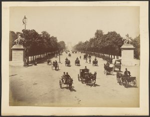 Parigi: Viale degli Champs-Elysées da Neurdein freres