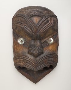 Maschera di frontone (Koruru) da Gisborne, Isola del Nord, c.1860 da New Zealand School