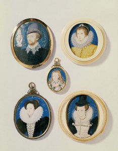 Miniature, da L a R, T a B: Uomo con una mano da una nuvola; Giovane uomo sconosciuto, 1588; Signora Holland di 26 anni, 1593; Arabella Stuart, Duchessa di Lennox; Signora sconosciuta da Nicholas Hilliard