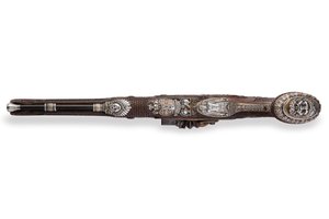 Una delle due pistole a pietra focaia rigate con montatura in argento, Versailles, 1825