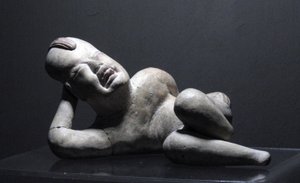 Figurina di bambino Olmeco sdraiato, Villa Nueva da Olmec