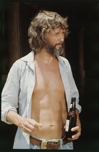 Kris Kristofferson con birra da Orlando Suero