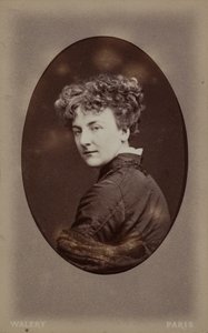Ritratto di Jane Dieulafoy, c. 1890 da Ostroróg