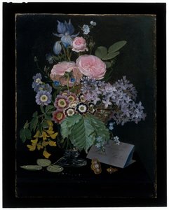 Natura morta di fiori in un vaso di vetro