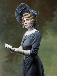 Eve Lavalliere come Miss Helyett nell