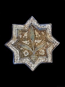 Piastrella a stella a otto punte, Sultanabad, Iran, dinastia Il-Khanide