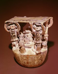 Divinità su trono con baldacchino sostenuto da cortigiani, Cultura Recuay da Peruvian School