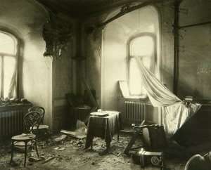 Rivoluzione russa del 1917: interno del monastero Chudov nel Cremlino di Mosca dopo il bombardamento di novembre 1917