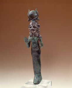 Antichità orientali: dea fenicia. Statuetta di bronzo e argento. 700-600 a.C. Parigi, Museo del Louvre da Phoenician