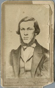 Nikolay Alexandrovich Dobrolyubov da Photo studio Wesenberg