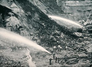 Idrosabbiatura di depositi di stagno alluvionale, Tasmania, c.1900, da 