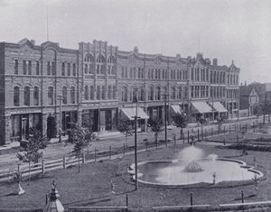 Canada: Victoria Row, dai Queen